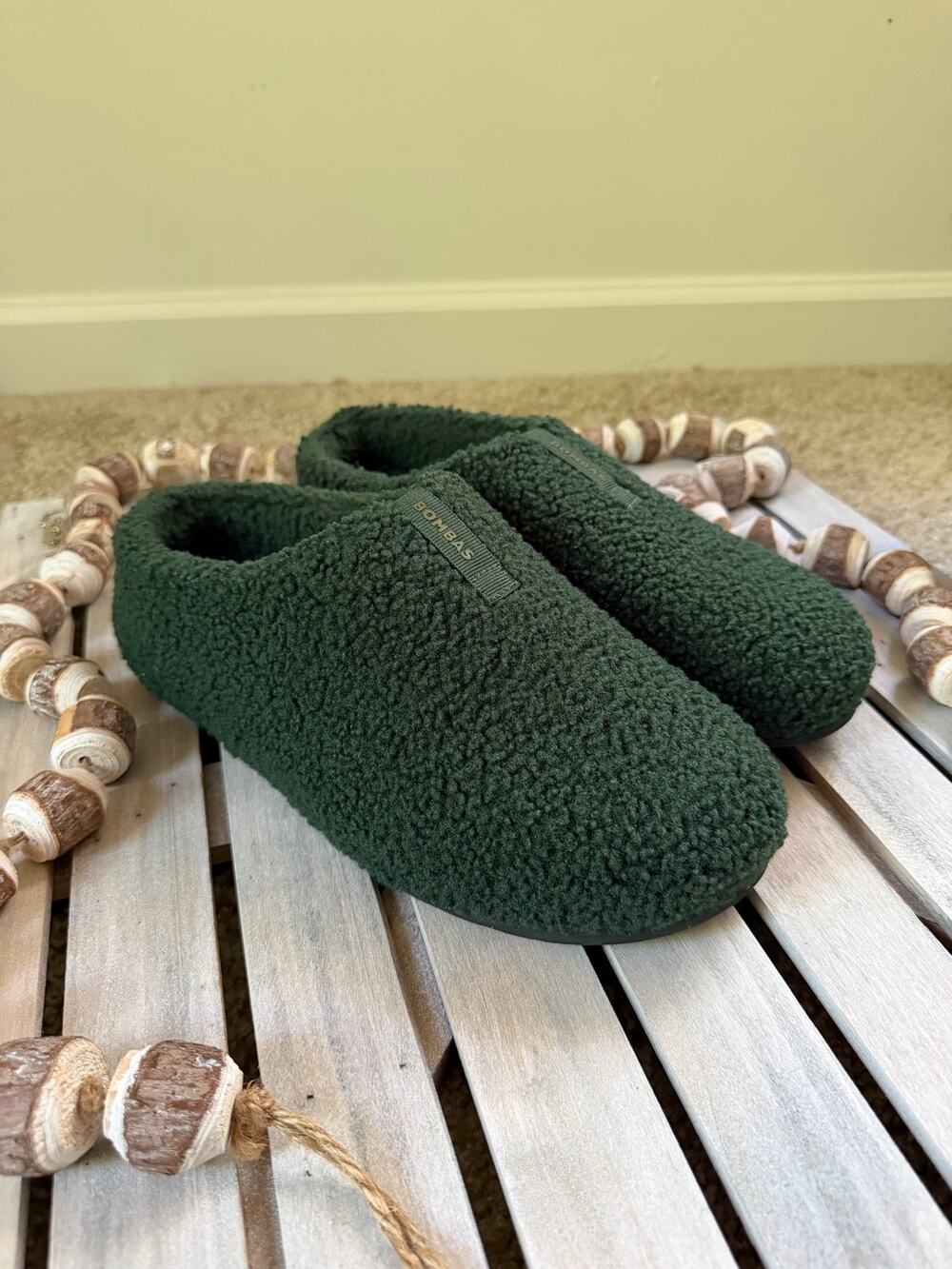 Bombas Sunday Men’s Green Sherpa Fleece Slippers, 10